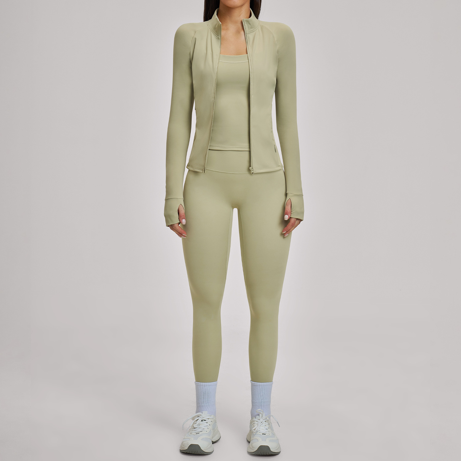 2/3-delige dames trainingspak  - Winter Clothing Logos recensie en prijs